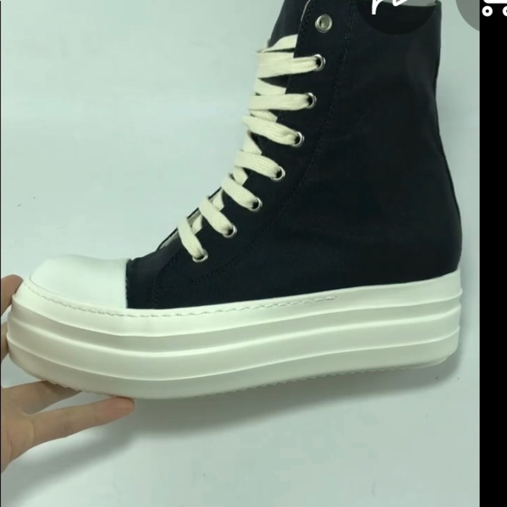 Platform boots